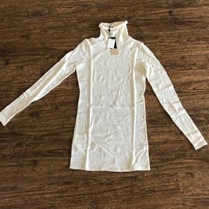 New BCBGMaxAzria cashmere cream turtleneck XS